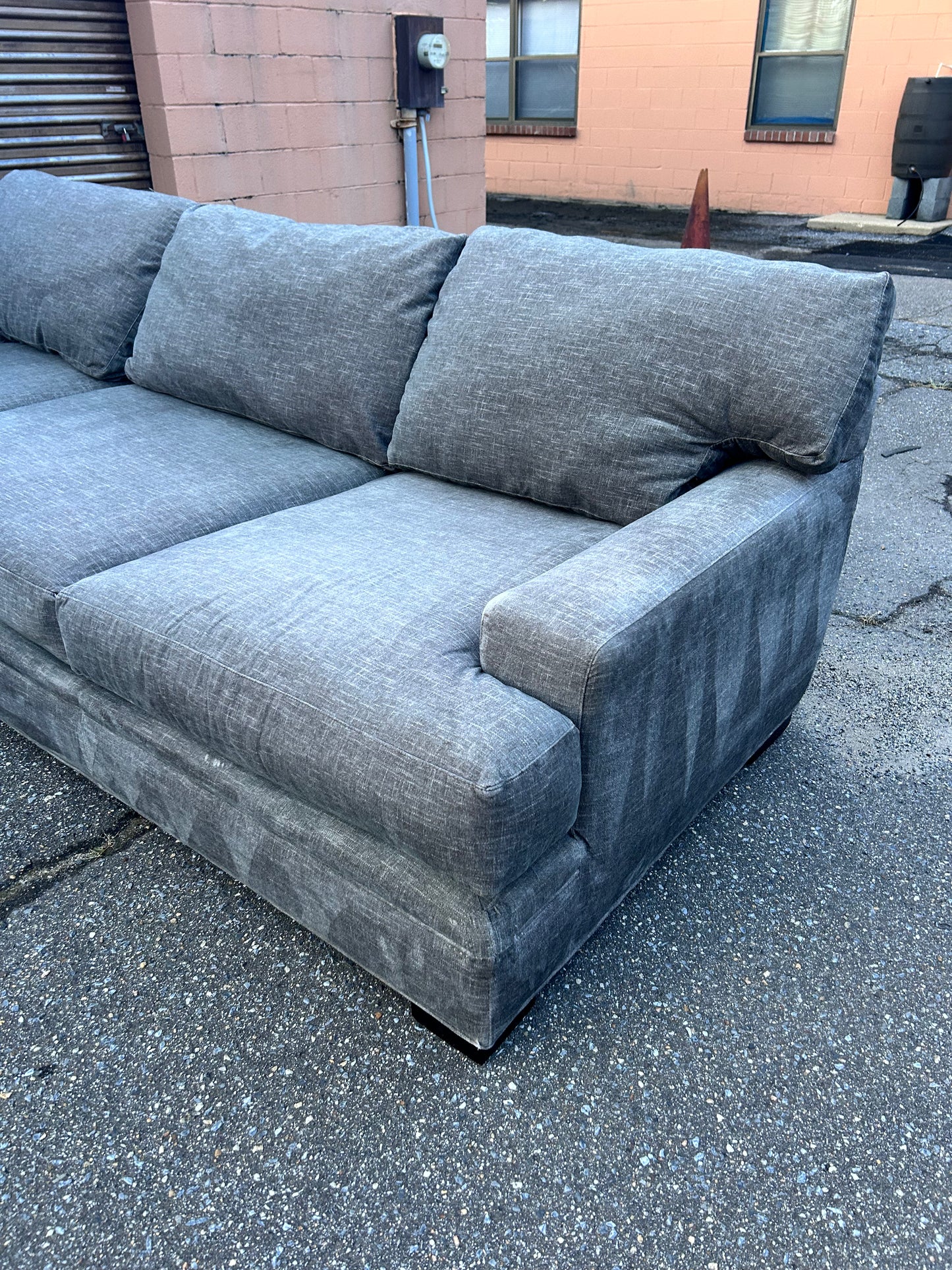 Dark Gray 3p Sectional