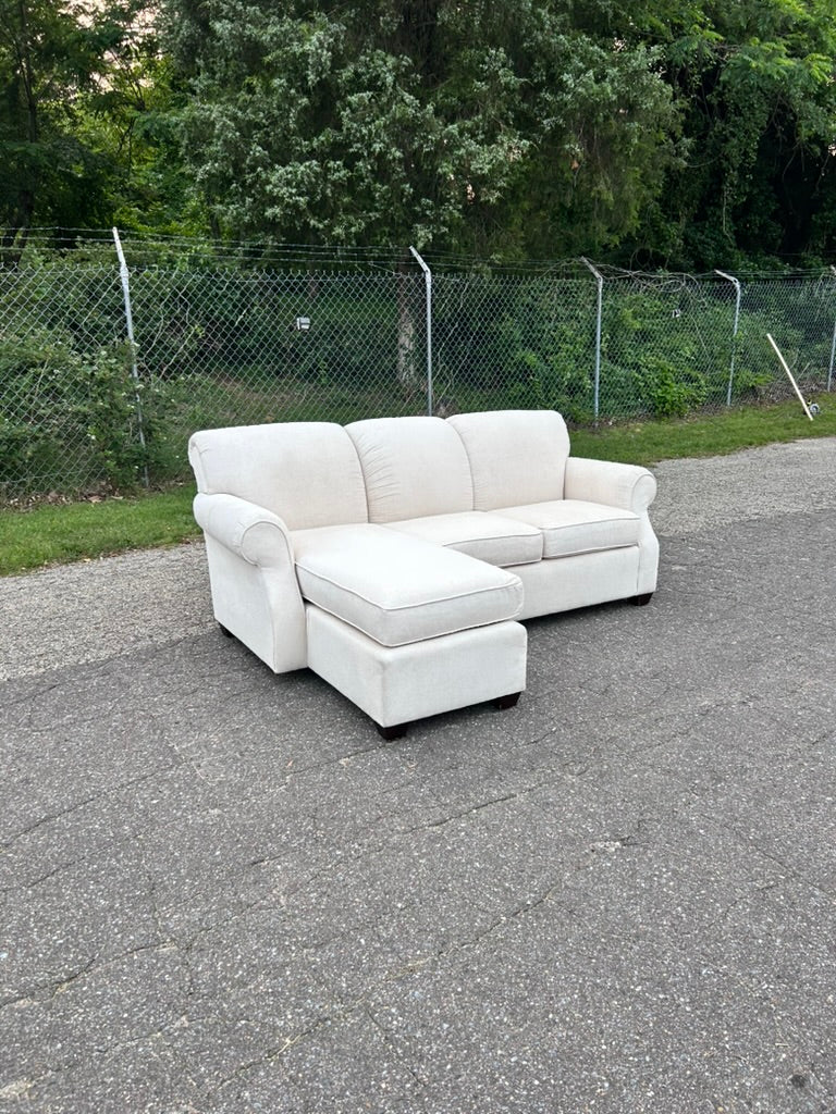 Kincaid Gray 2p Sectional