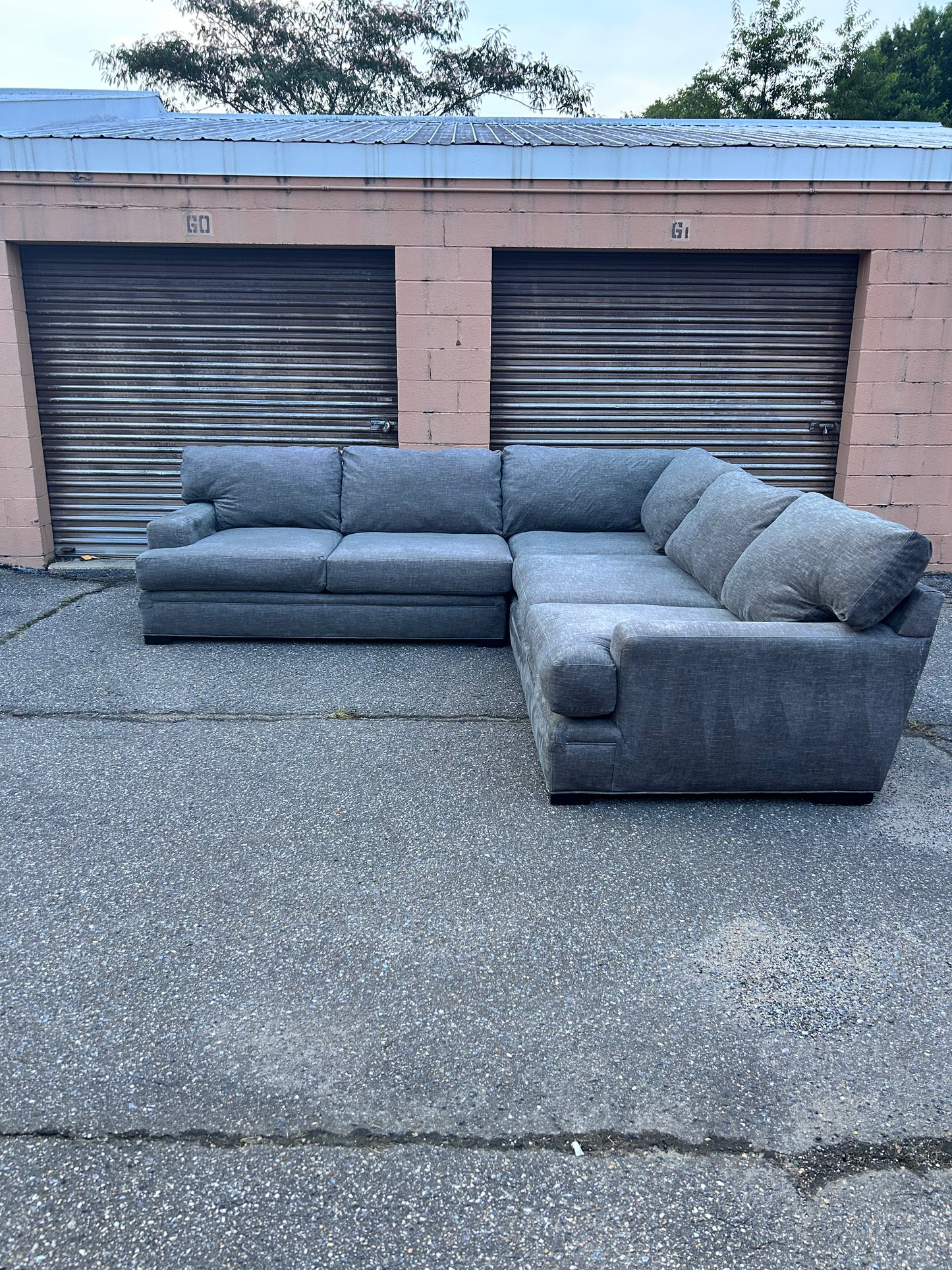 Dark Gray 3p Sectional