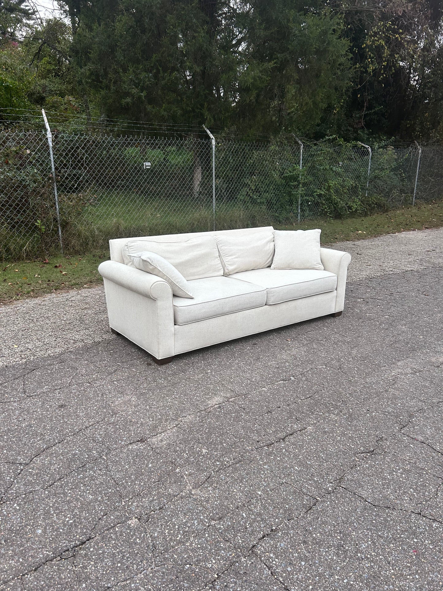 (Delivery Available) Ethan Allen Couch