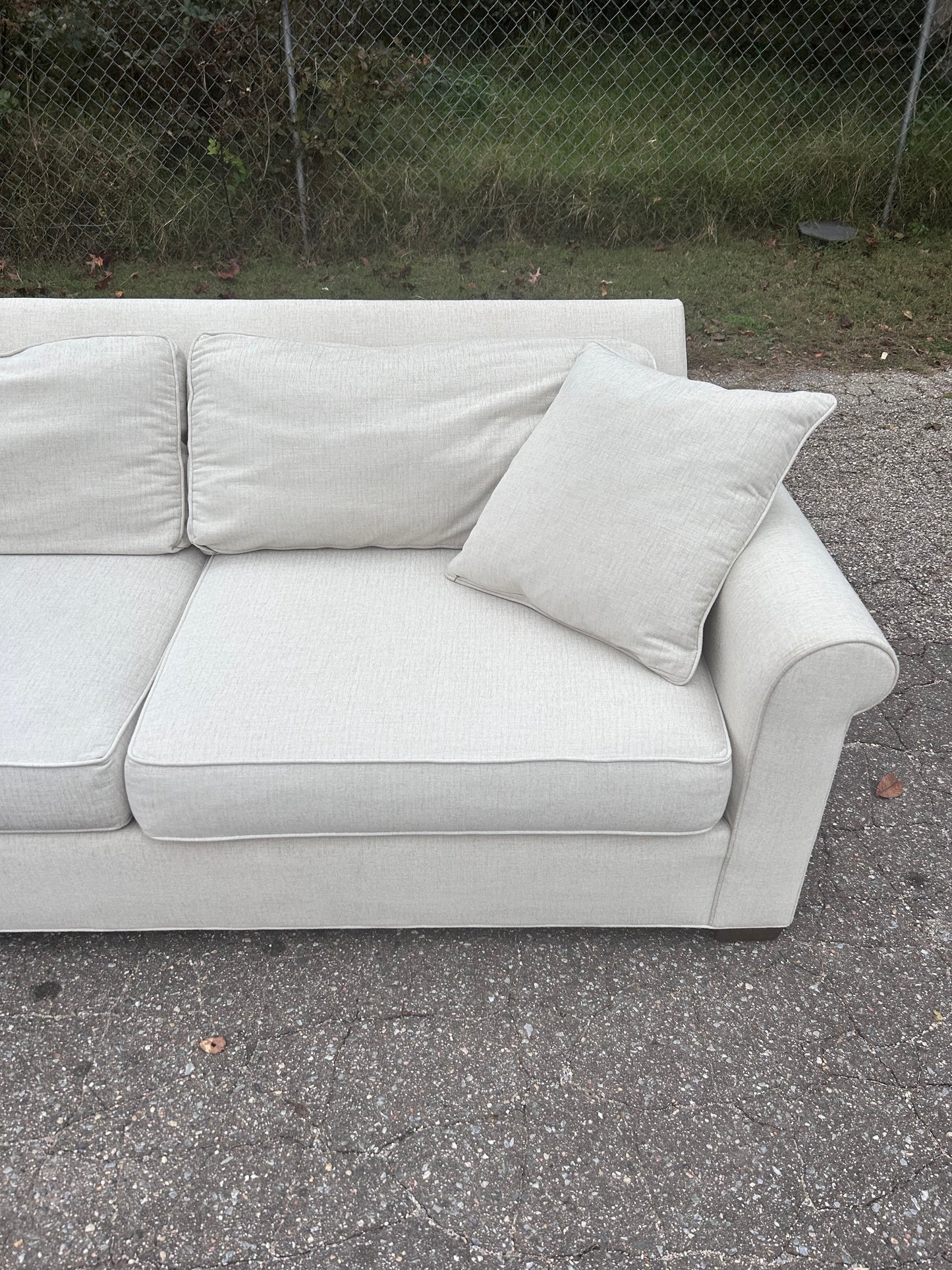 (Delivery Available) Ethan Allen Couch