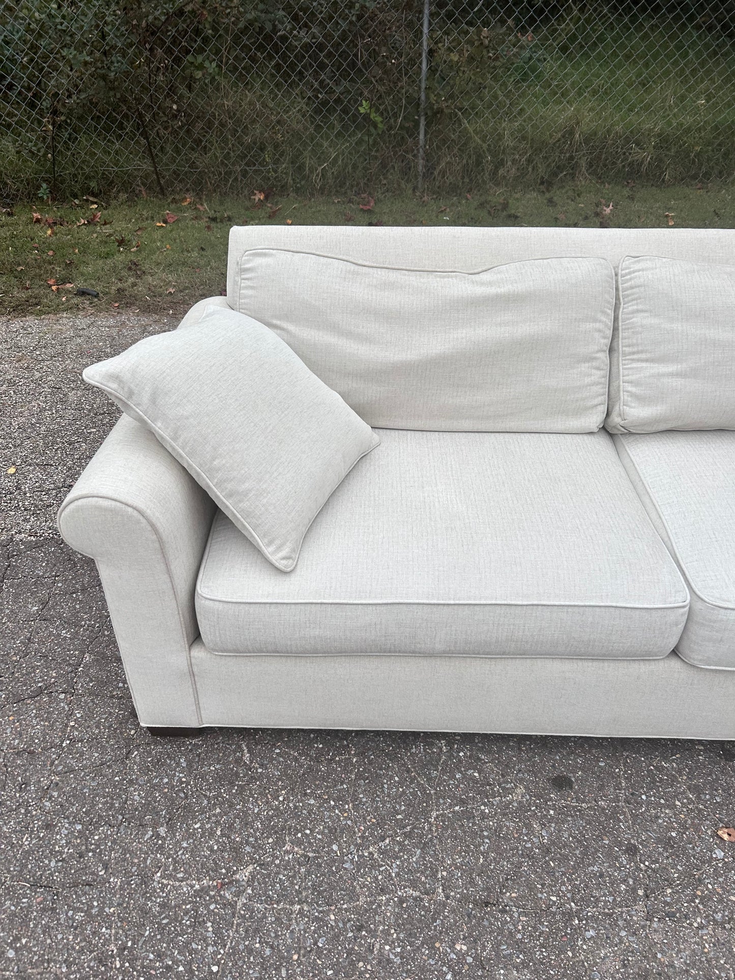(Delivery Available) Ethan Allen Couch