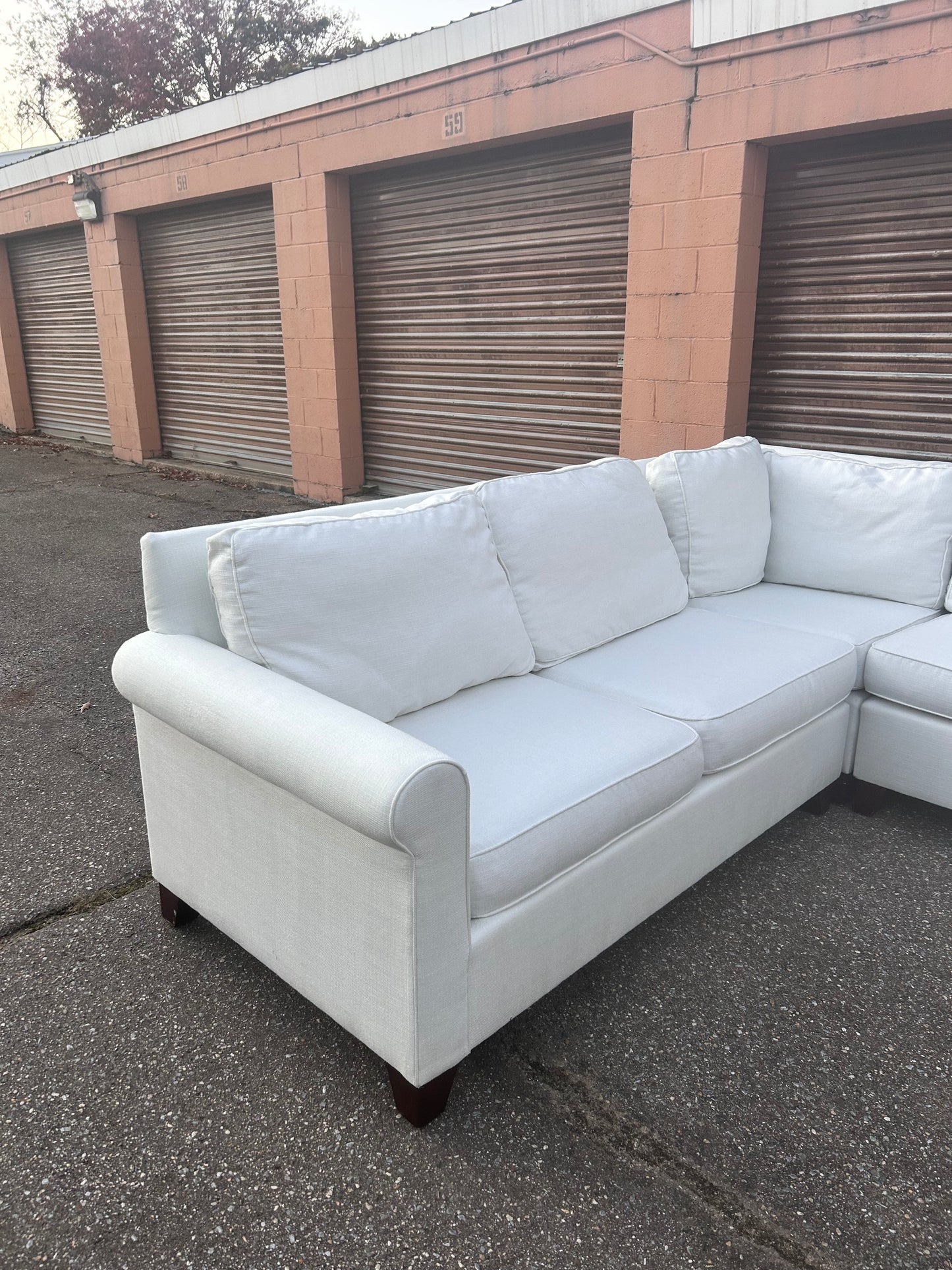 (Delivery Available) Pottery Barn White 3p Sectional